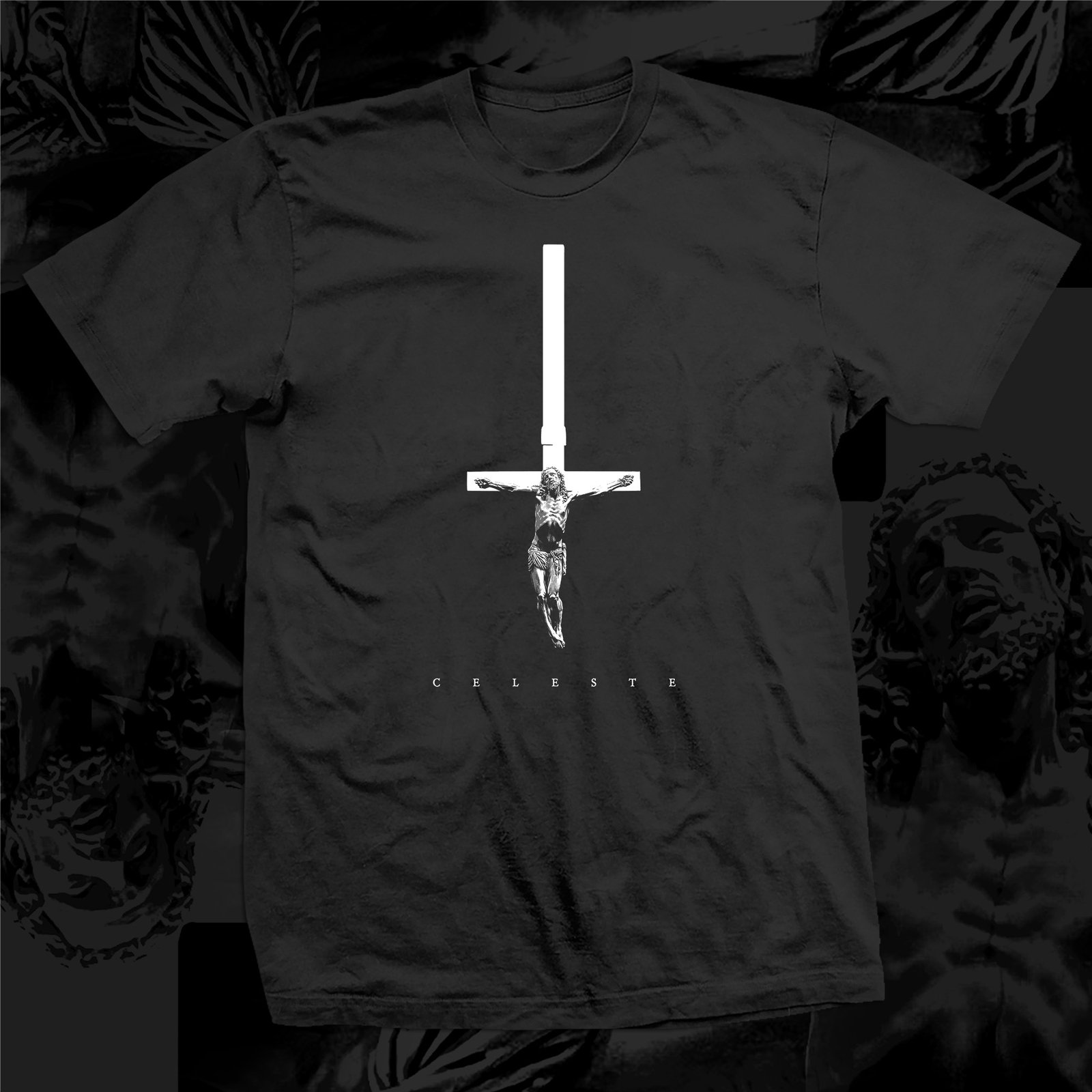 Mockup+T-shirt+NEW+Crucifix+